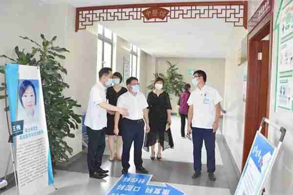 康复医疗服务更丰富了，上海申养康复医院与浦锦社区卫生服务中心举行合作签约暨揭牌仪式